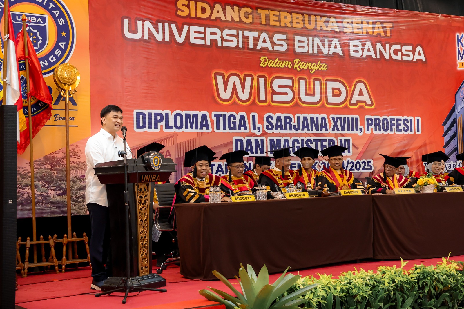 Umumiy xotinlar porno film